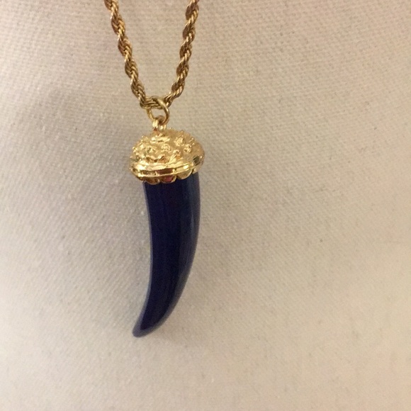 💓Beautiful horn necklace💓 - Picture 2 of 7